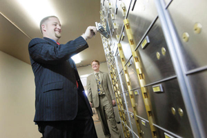 Kipp Bockhop and Stewart Gallagher have opened Secure Cash Incorporation, the first non-bank safe deposit box company in Washington DC. USA, and one of only a few nationwide